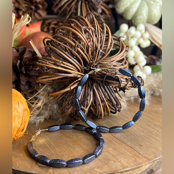 Earrings each pair sold separately all styles, shapes, colors and sizes - Picture 10 of 16